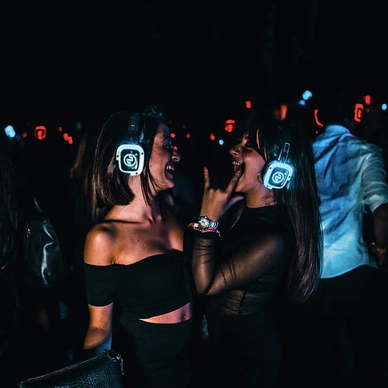 Soirée Silent Disco avec casques sans fil Silentsystem