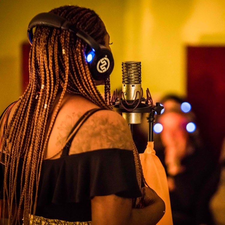 Studios d'enregistrement avec casques sans fil Silentsystem