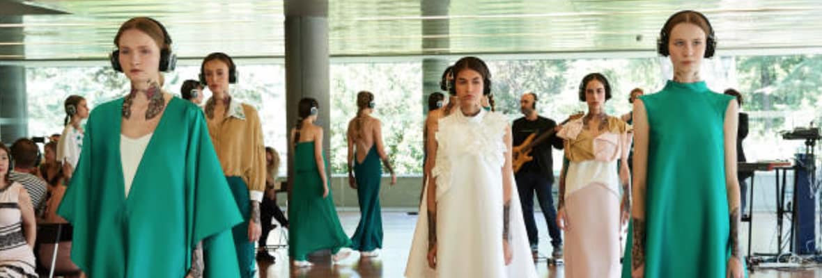 pilardalbatsilent Silent Fashion Show avec casques sans fil Silentsystem