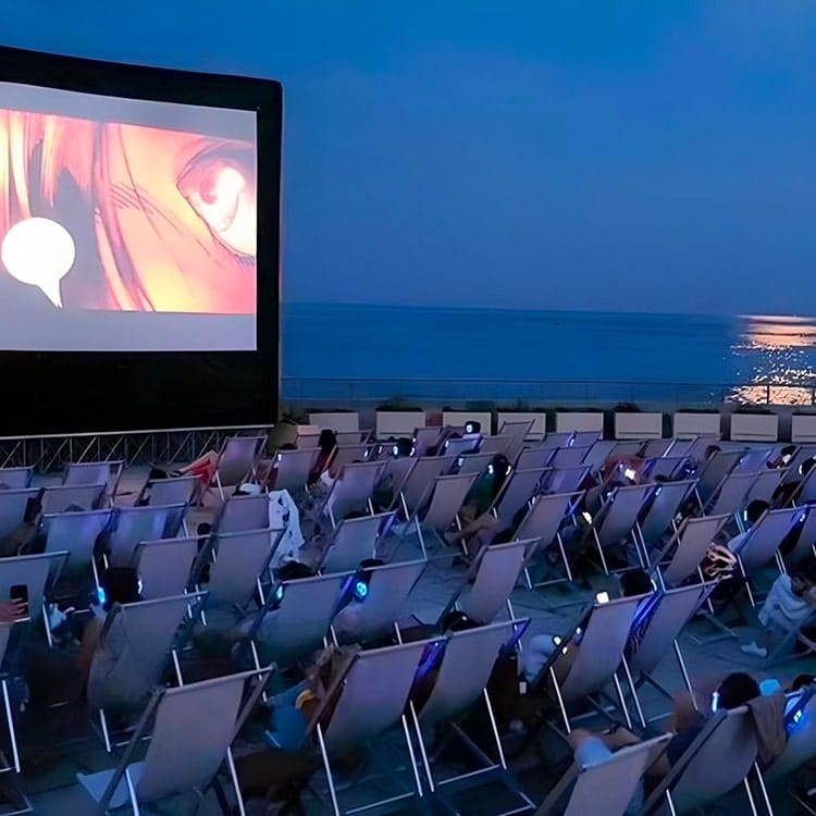 Cinéma à la belle étoile en Ligurie avec casques sans fil Silentsystem