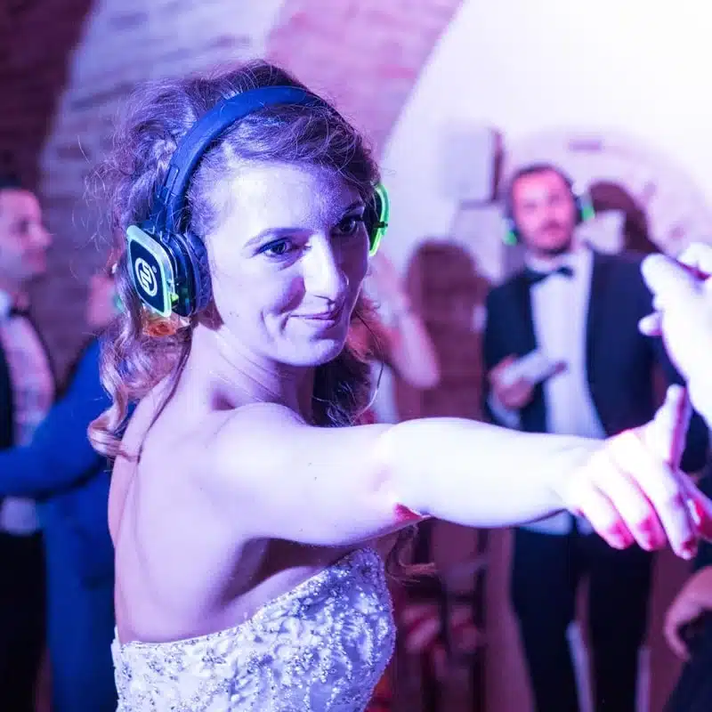 mariee-mariage-disco-silencieux